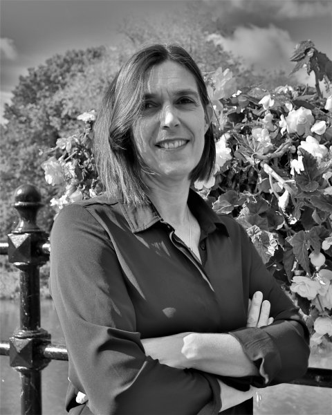 Claire Bowes