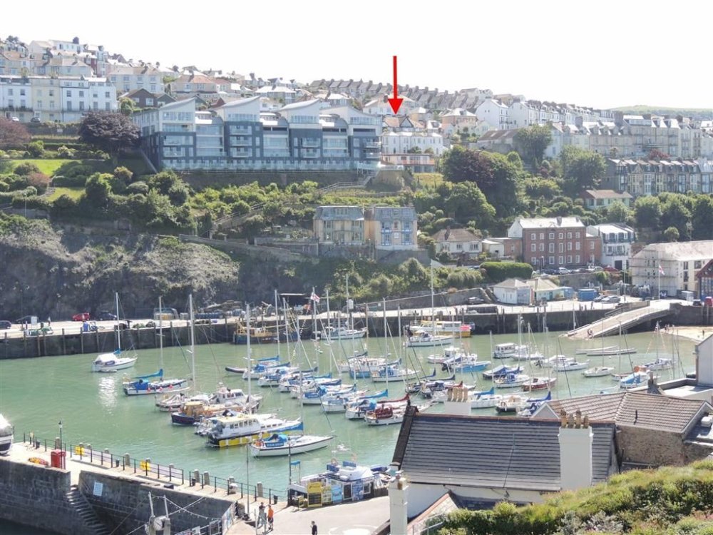 3 bedroom property for sale in Hillsborough Road,