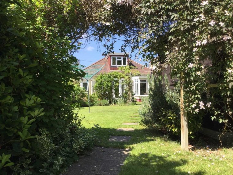 4 bedroom property for sale in River Way, Christchurch, Dorset Guide