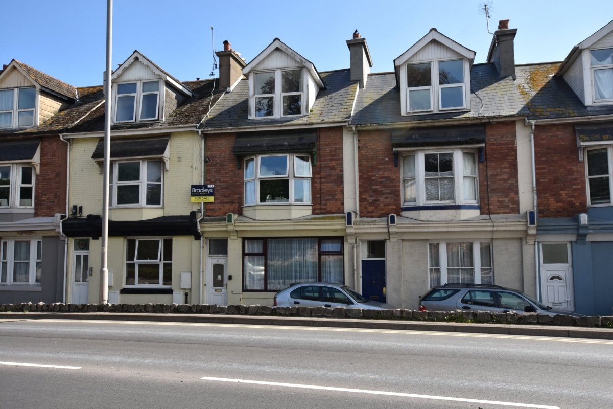 1 bedroom property for sale in Bitton Park Road, Teignmouth, Devon, TQ14 £74,950