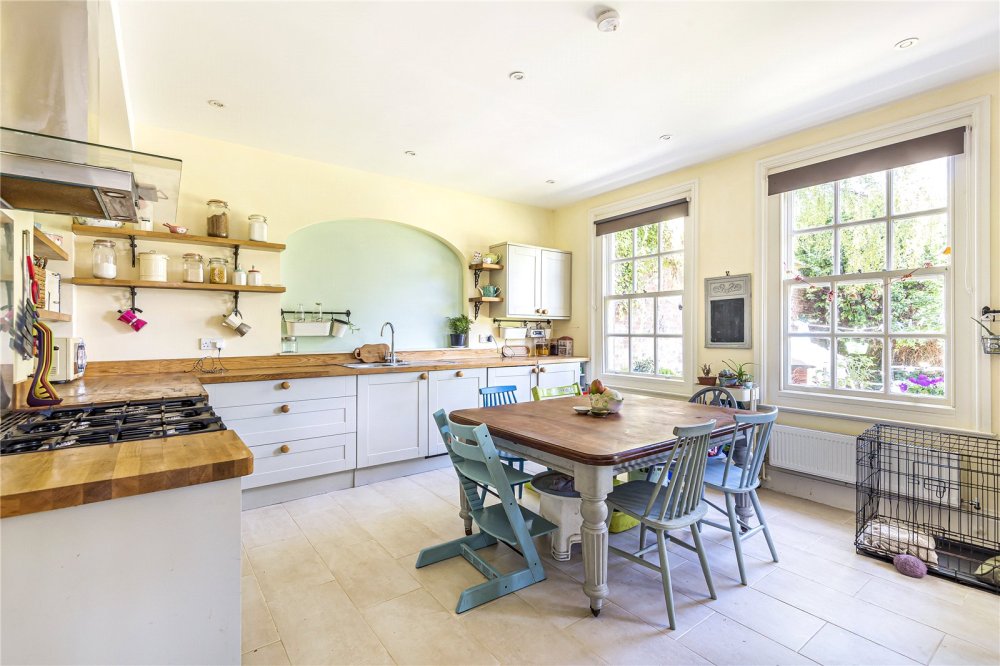 JacksonStops 3 bedroom property for sale in Fordington House