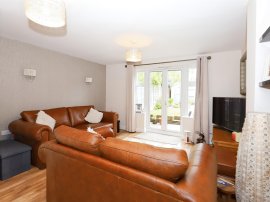 Chestnut Drive, Hagley, Stourbridge thumb 2