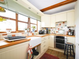 Blacksmiths Row, Gayton, King's Lynn thumb 2
