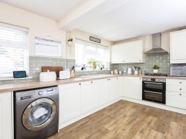 Bremeridge Road, Westbury thumb 3