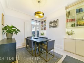 Birkbeck Avenue, LONDON photo