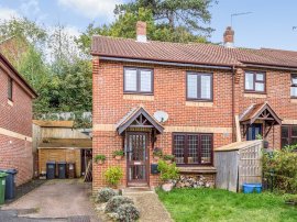 Uplands Close, Uckfield photo