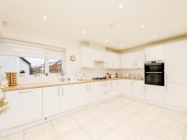 Swanflower Way, Swaffham thumb 3