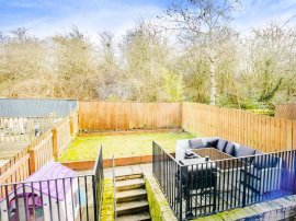 Farfield Rise, Brighouse thumb 2