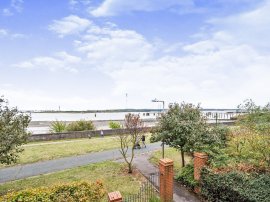 Worthing Close, Grays photo