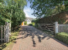 Juniper Drive, Scothern, Lincoln thumb 2