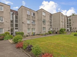 Lawns Hall Close, Leeds photo