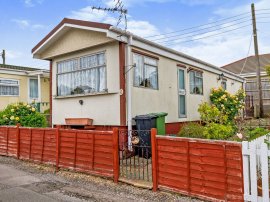 Kings Copse Avenue, Hedge End, Southampton photo