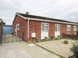 Maple Close, Wymondham photo