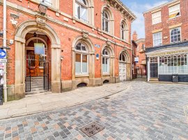 Land Of Green Ginger, Hull thumb 3