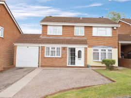 Yellowhammer Court, Kidderminster photo