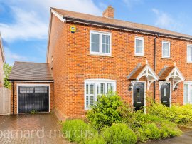 Preston Manor Road, Tadworth photo