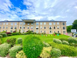 Cornmill Walk, Sutton-In-Craven, Keighley photo