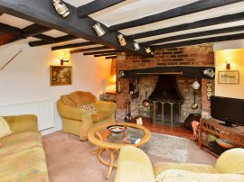 Moorend Road, Yardley Gobion, Towcester thumb 2