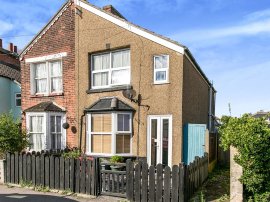 Anchor Road, Clacton-On-Sea thumb 2