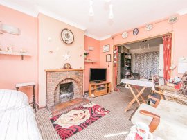 Anchor Road, Clacton-On-Sea thumb 3