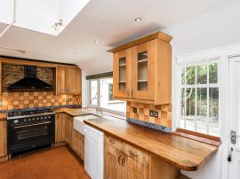 Horsham Road, Handcross, Haywards Heath thumb 3
