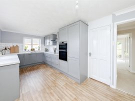 Walnut Walk, Marham, King's Lynn thumb 3