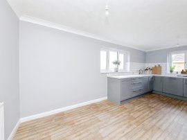 Walnut Walk, Marham, King's Lynn thumb 3