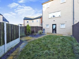 Ascot Drive, Dinnington, SHEFFIELD thumb 3