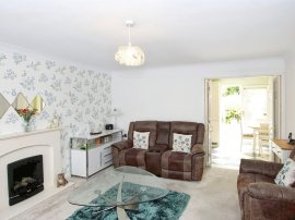 Sandringham Road, Stoke Gifford, Bristol thumb 3