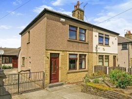 Victoria Avenue, Eccleshill, Bradford thumb 1
