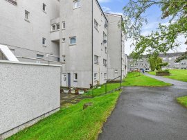 Maitland Court, Helensburgh thumb 1