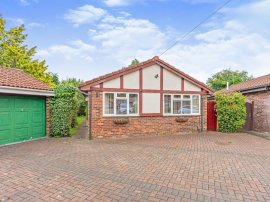 Laurel Drive, Willaston, Neston photo