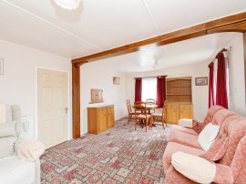 Oak Street, Fakenham thumb 3