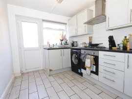 Sutton Road, Kidderminster thumb 3