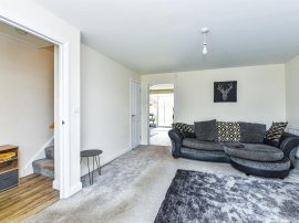 Wedmore Drive, Westbury thumb 2