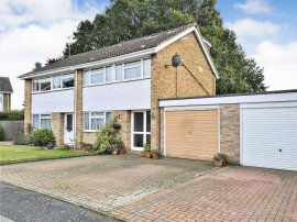 Ashley Close, Earley, READING photo