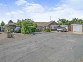 Park View Avenue, Rollesby, GREAT YARMOUTH thumb 2