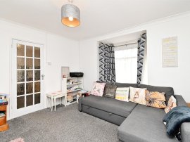 Buckenham Road, Attleborough thumb 2