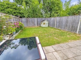 St. Lawrence Close, Hedge End, Southampton thumb 3