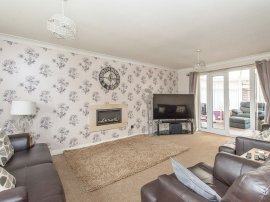 Royal Birkdale Way, Normanton thumb 2