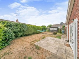 St. Cyrus Road, Colchester thumb 3