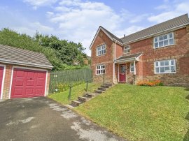 Beech Wood Drive, Tonyrefail, Porth thumb 1