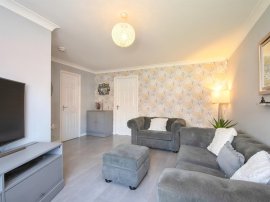 Glenlyon Place, Rutherglen, Glasgow thumb 3