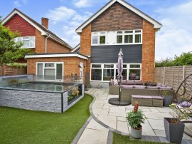 Hamilton Grove, Gosport thumb 3