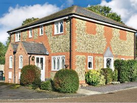 Claydons Place, Longwick, Princes Risborough thumb 1