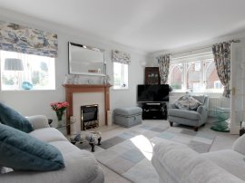 Claydons Place, Longwick, Princes Risborough thumb 3