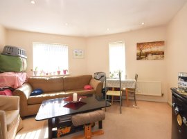 Goodwin Close, Chelmsford thumb 2