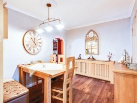 Fairholme Way, Swindon thumb 3