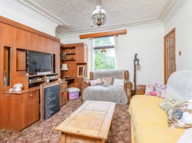 Holme Bank, Tyersal, Bradford thumb 3