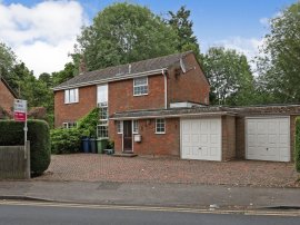 Amy Lane, Chesham thumb 1